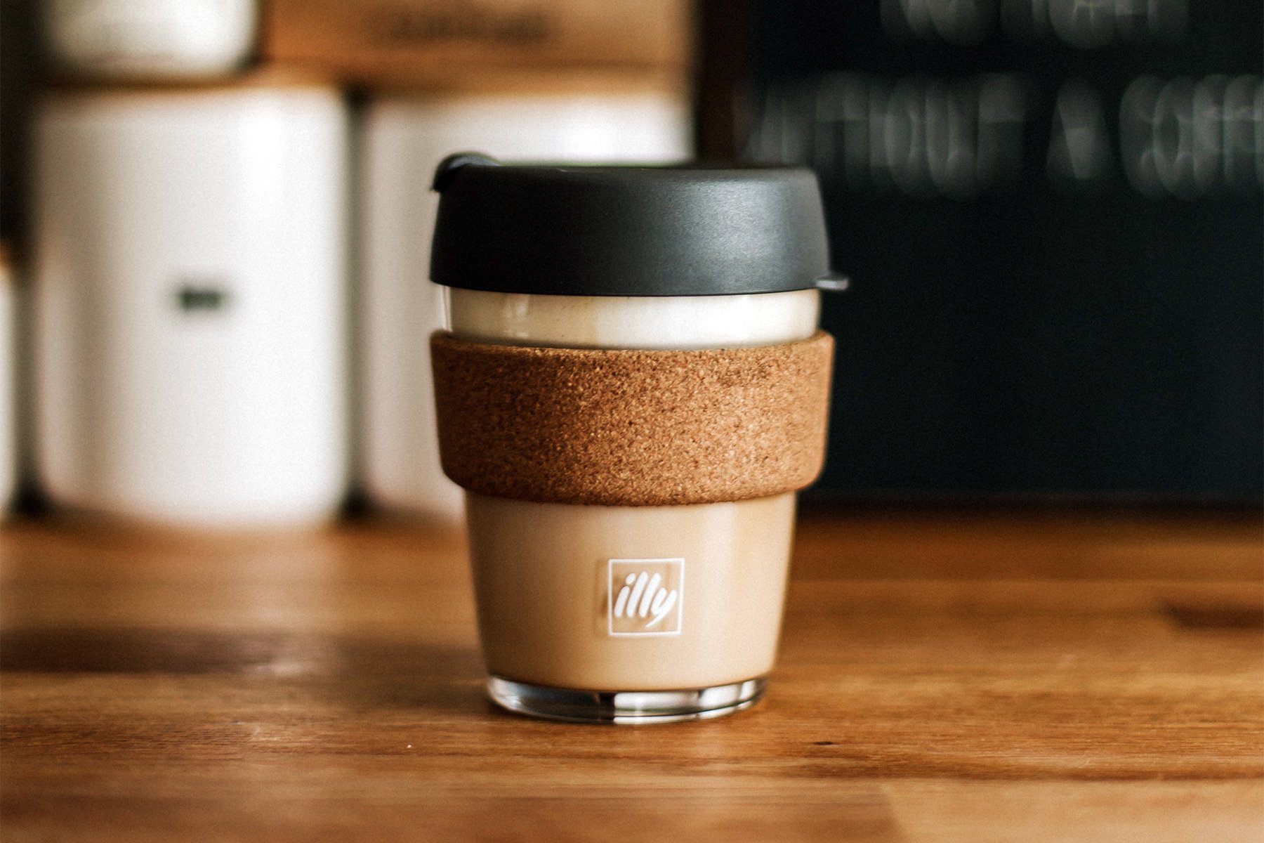 Strengthening the coffee industry by eliminating the reusable cup discount